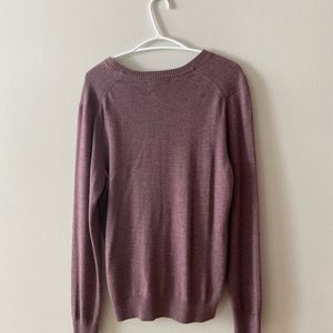 Banana Republic Merino v-neck sweater — men’s US M